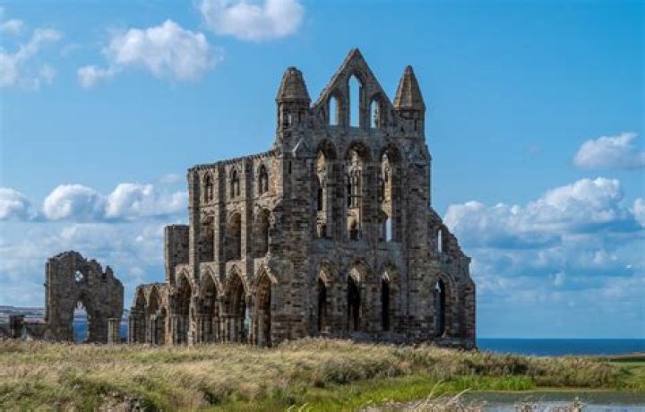 17 Captivating Facts About Whitby Abbey