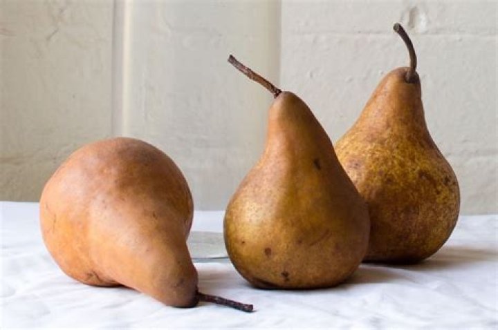 20 Bosc Pear Nutrition Facts
