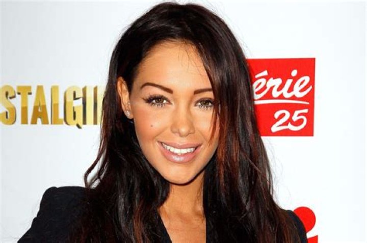 22 Astounding Facts About Nabilla Benattia