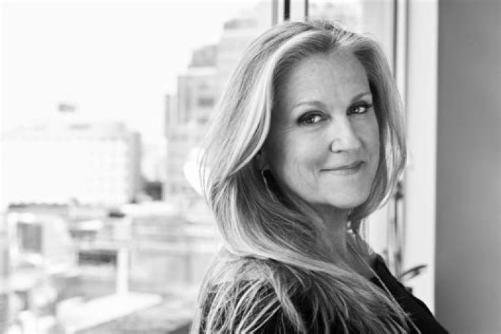 32 Facts About Lori Mccreary
