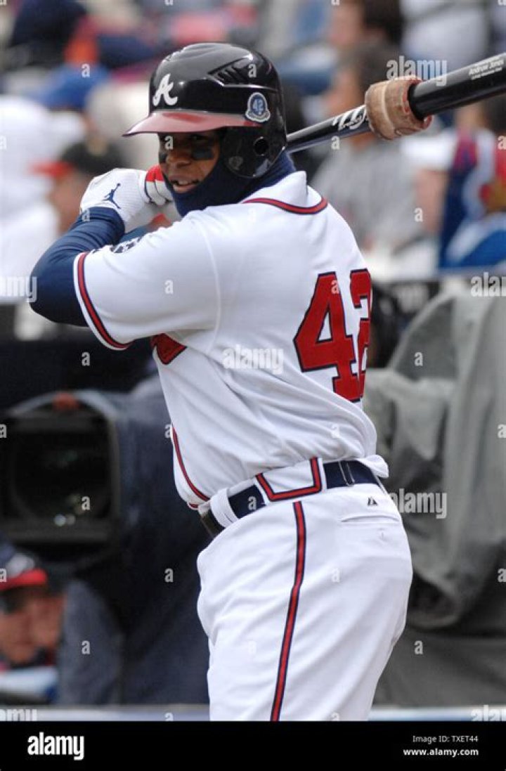 #42 | Atlanta Braves honor Jackie Robinson