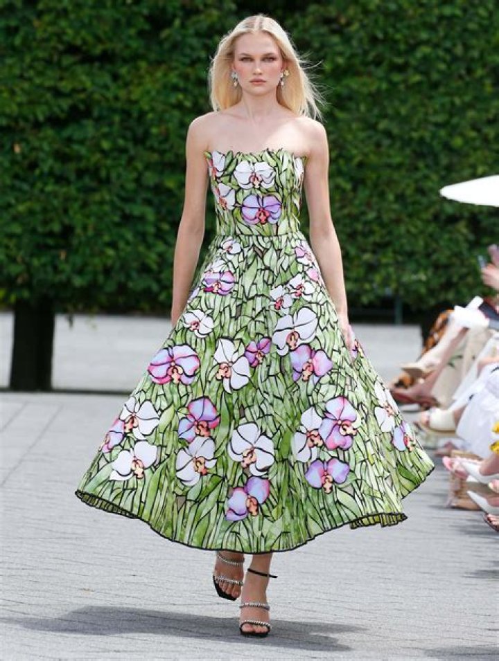 45 Oscar de la Renta Outfits
