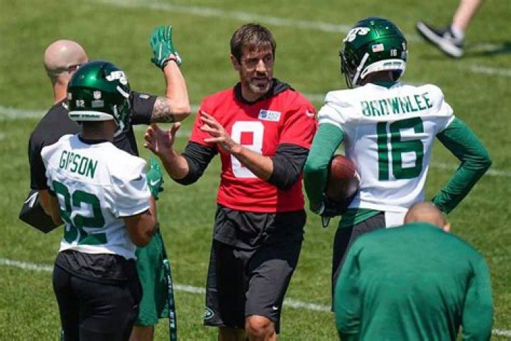 Aaron Rodgers and Sauce Gardner anger fans with weed-smoking gesture: Give them a drug test!