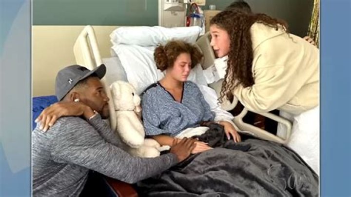 After Beating Cancer, This Mother-Daughter Duo Turned Baking Cookies Into a Way to Help Other Cancer Patients