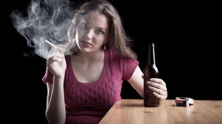 Alcohólicos Anónimos, el mejor método para dejar de beber, según un estudiov