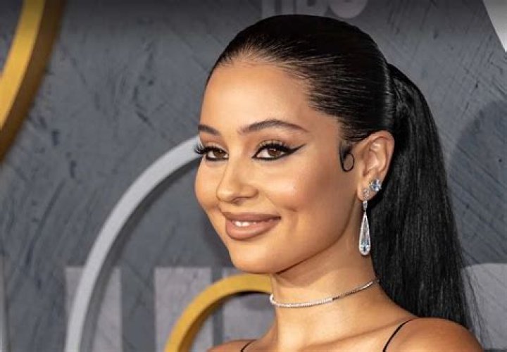 Alexa Demie- Height, Weight, Bra Size, Hair, Eye Color