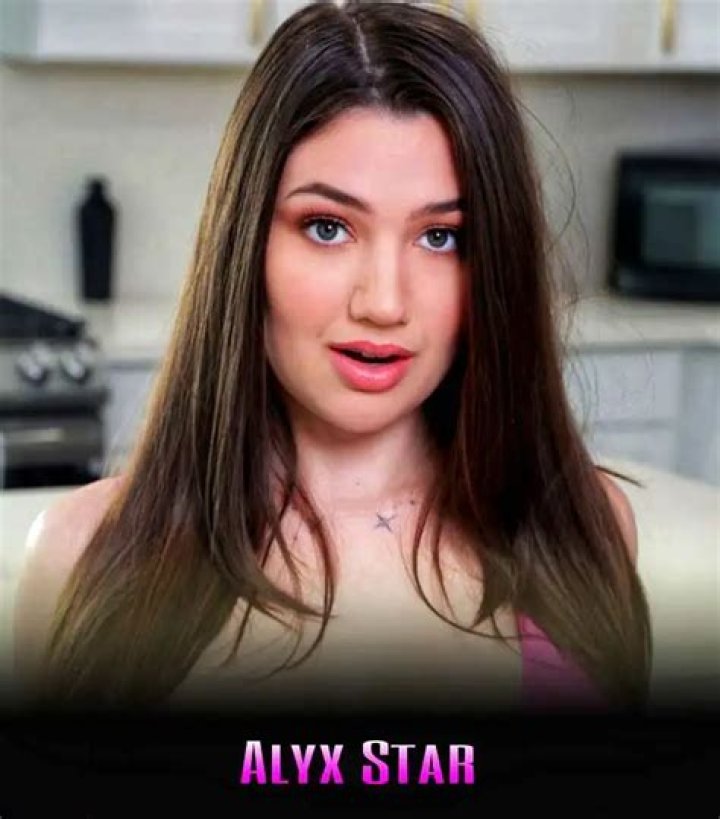 Alyx Star Age, Height, Biography, Net Worth, Wiki, OnlyFans, Videos