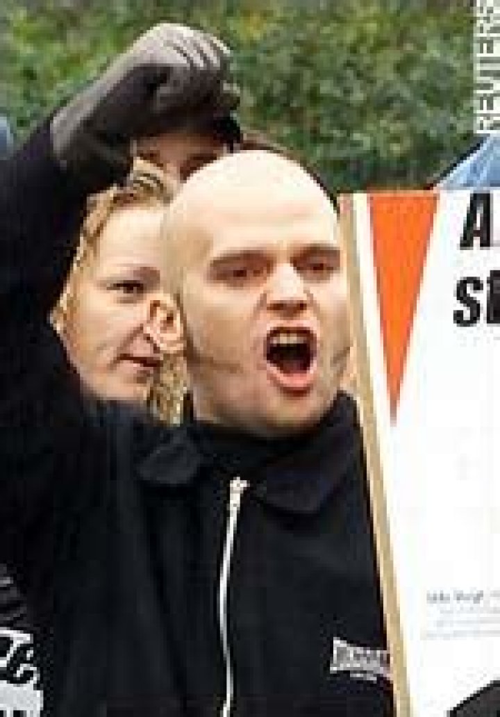 British firm Lonsdale tries to lose Nazi image