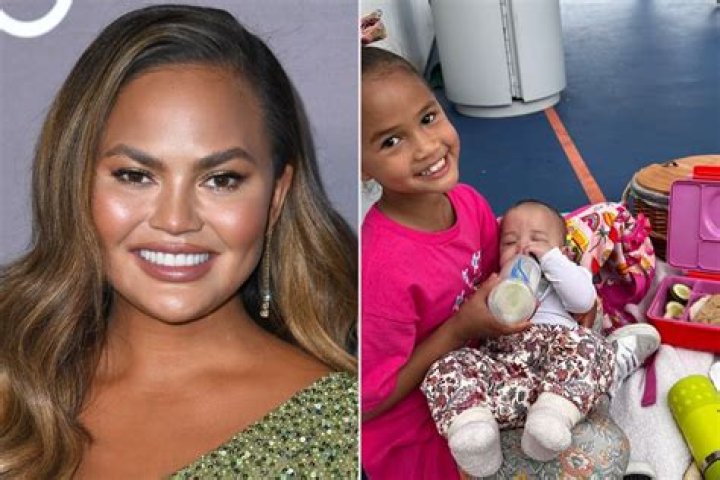 Chrissy Teigen Feeds Daughter Luna Green Beans for the First Time
