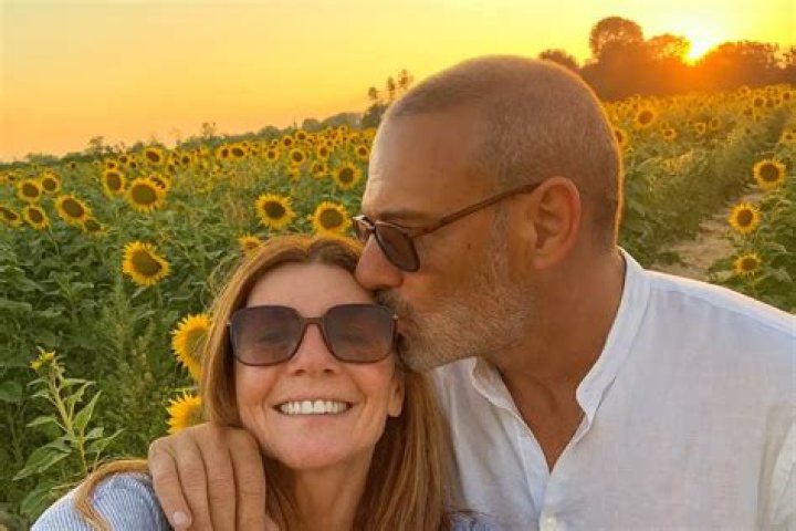 Claire Nevers: photos, compagnons, vie privée, carrière de l'animatrice