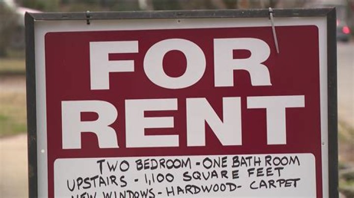 Clayton County Georgia rental scams warning Facebook Craigslist