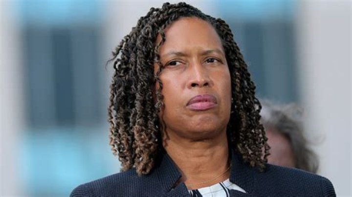 CNN.com - Fitzgerald announces he won't seek second term in Senate