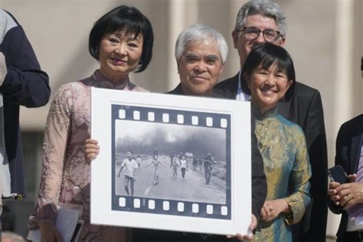 CNN.com - Nixon's doubts over 'Napalm girl' photo