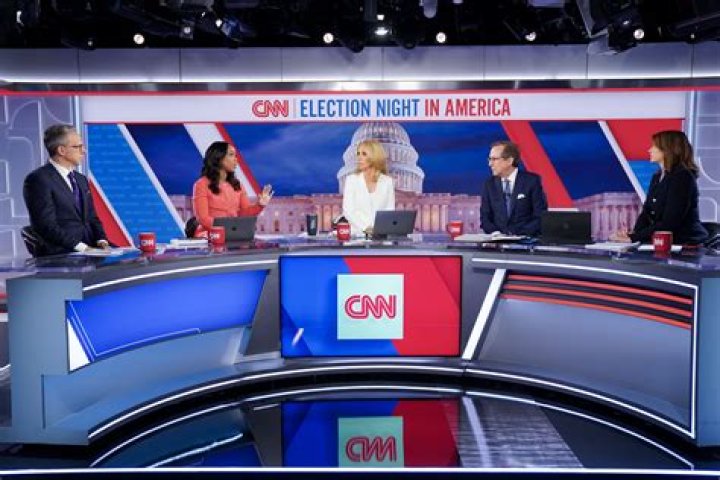 CNN.com - XM and Sirius: A brotherly discussion
