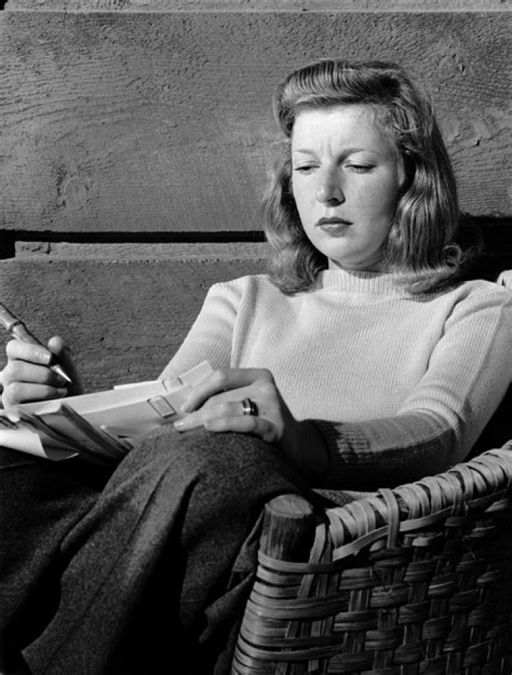 CNN - Martha Gellhorn dies