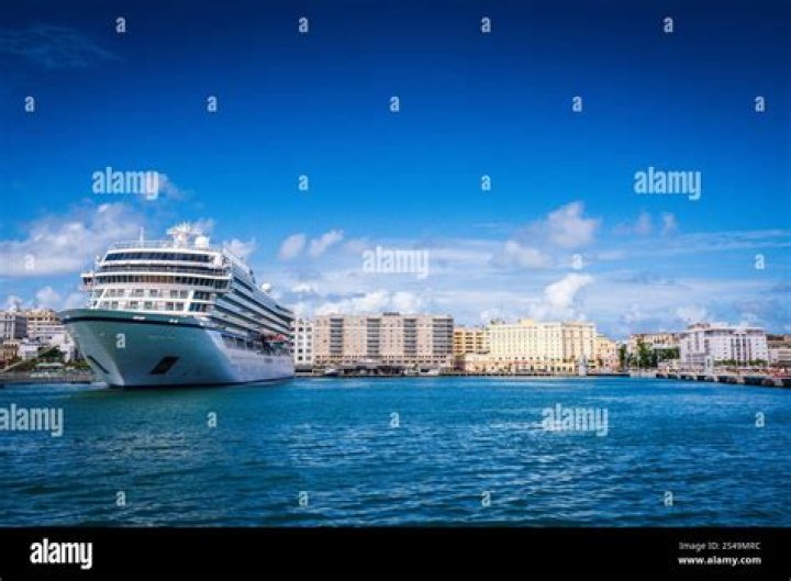 Cruise ship forced to dock in Puerto Rico after power outage