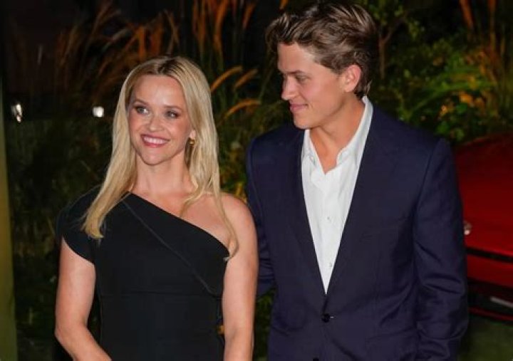 Deacon Phillippe, le fils de Reese Witherspoon, sera présent dans la saison 3 de « Mes premières fois »