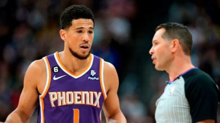 Deandre Ayton continues dispute against Phoenix Suns HC Monty Williams amid Game 7 substitution