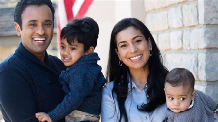 Demi Moore Height, Age, Weight, Husband, Biography, Net worth and Family