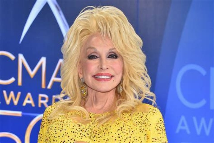 Dolly Parton Offers College Scholarship to Two-Year-Old Girl