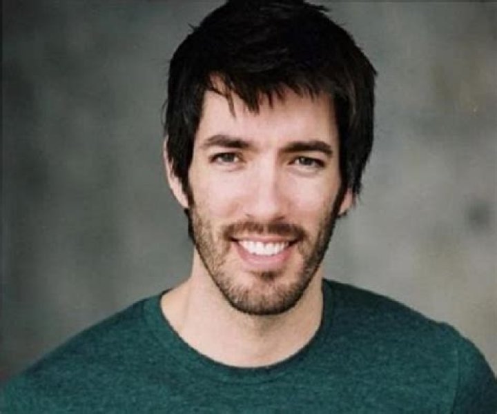 Drew Scott Biography