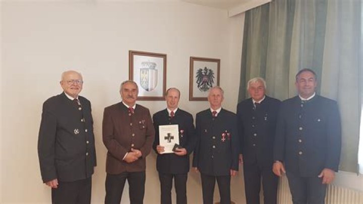 Ehrenkreuz für Hermann Beil