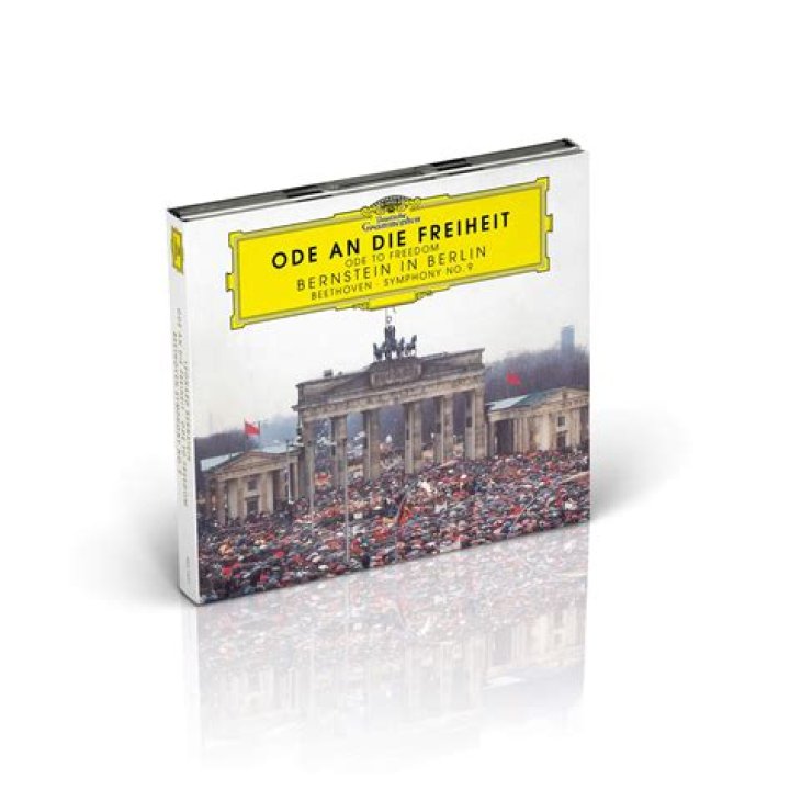 Fucking Liberty! – Der Regisseur, Schauspieler, Autor Ulli Lommel inszeniert und spielt eine Ode an die Freiheit an der Volksbühne Berlin