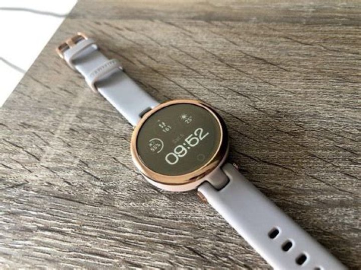 Garmin Lily vs. Fossil Gen 5: Which should you buy?
