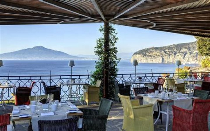 Grand Hotel Ambasciatori Review, Sorrento, Italy