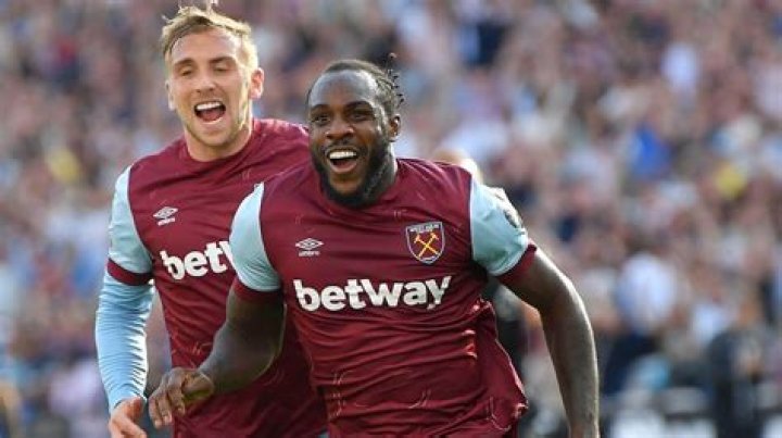 How 10-man West Ham beat Chelsea 3-1 for first Premier League win of season