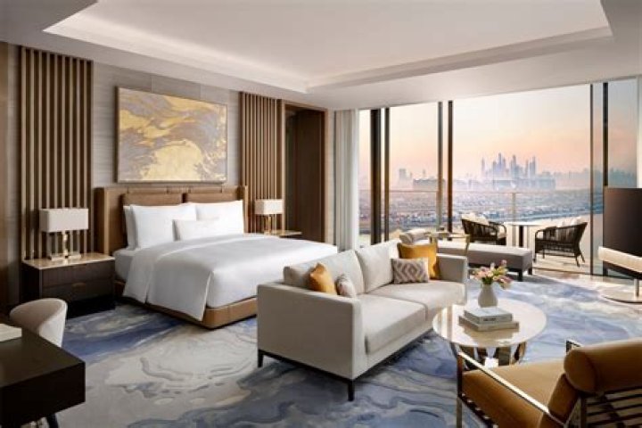 How Are Hotel Rooms So Quiet?
