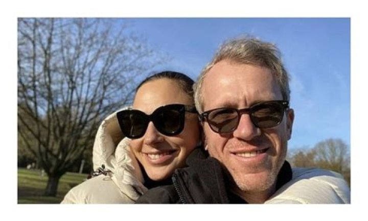 How Blanca Clemente Meet Alvaro Morte? 