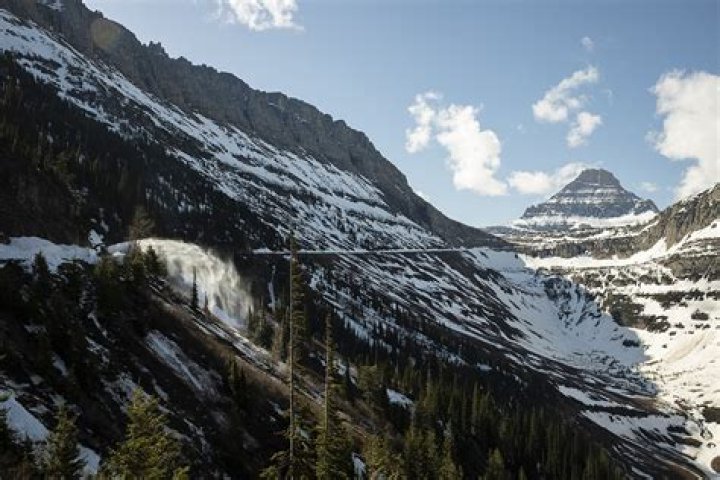 How Far in Advance Should You Book a Hotel in Glacier National Park?