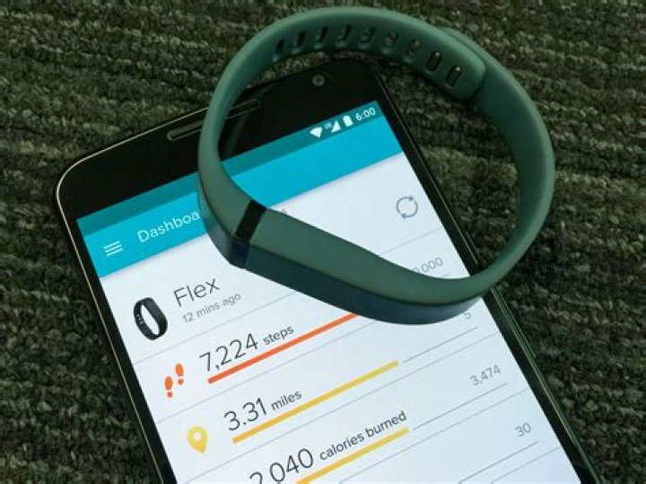 How to add, replace, and delete trackers in the Fitbit app