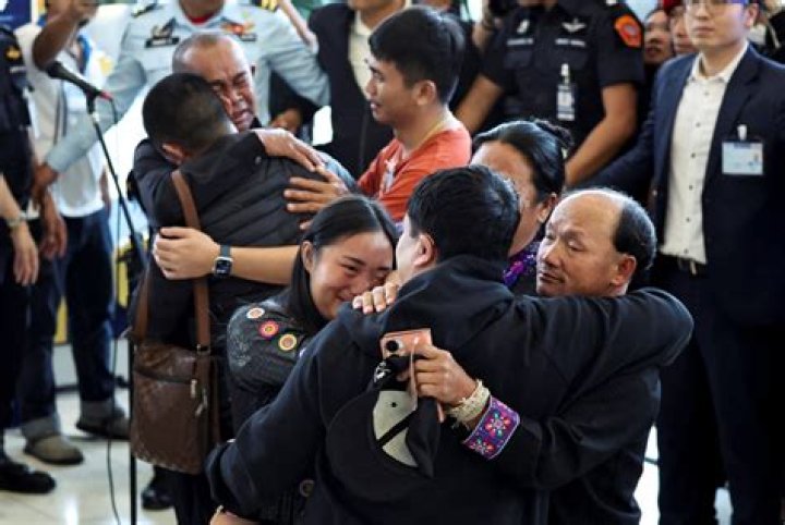 "I cried out of happiness," says mother of released Thai hostage