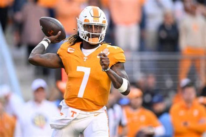 Iowa football bowl prep: 10 things to know about matchup vs. Tennessee