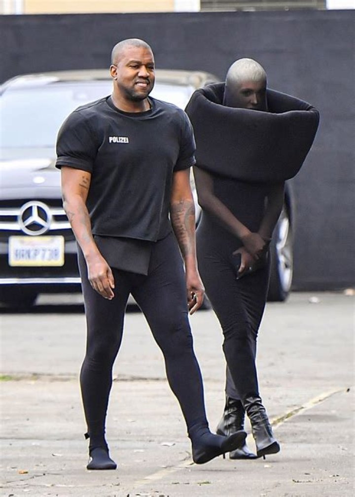  Kanye West is hiring Yeezy interns but fans say base pay is ‘terrible’ Wed 14 June 2023 19:51 Celine Byford 