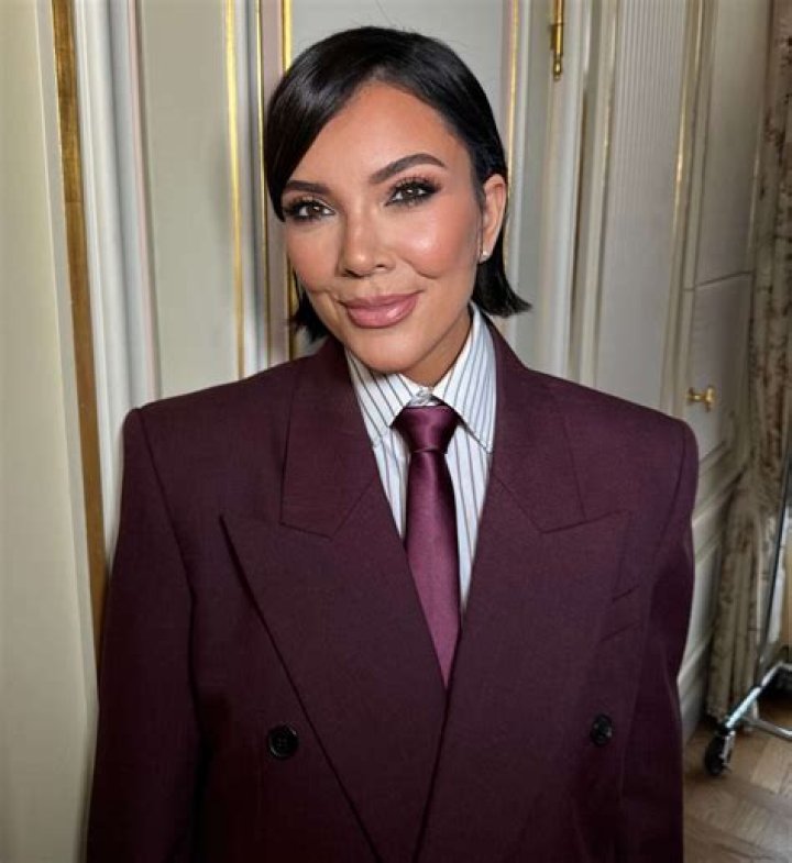  Kris Jenner and Harry Styles fans are Late Night Talking after concert Wed 1 February 2023 10:56 Helen Williams 
