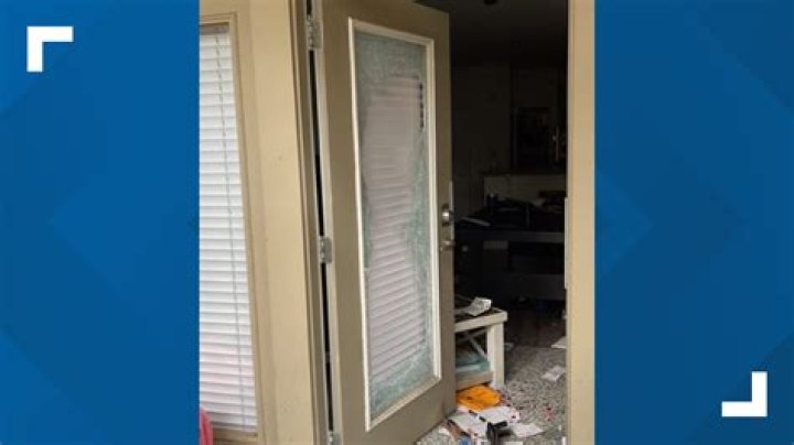 Looters targeting victims | Reserve at LaVista Walk apartment fir