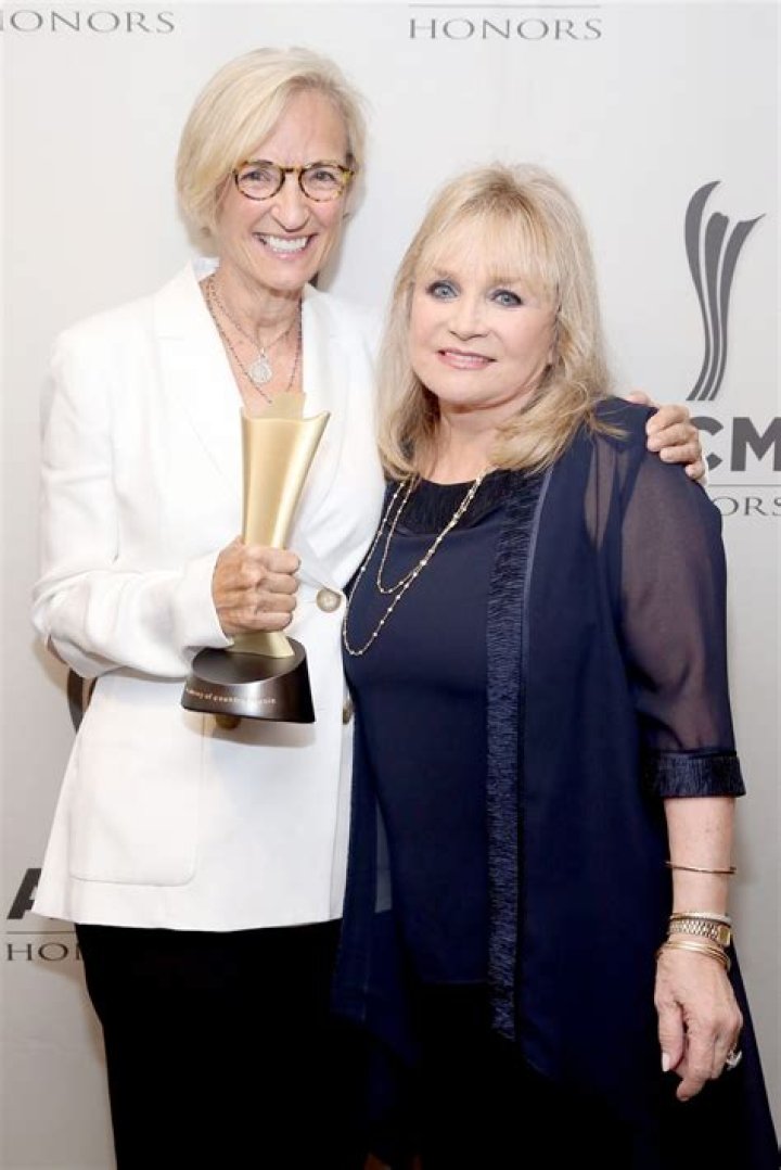 Louise Mandrell Net Worth  - Pulptastic