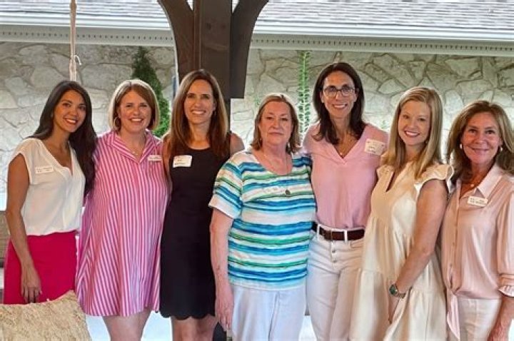 Man forced into trunk, robbed after driving to meet woman in Gwinnett