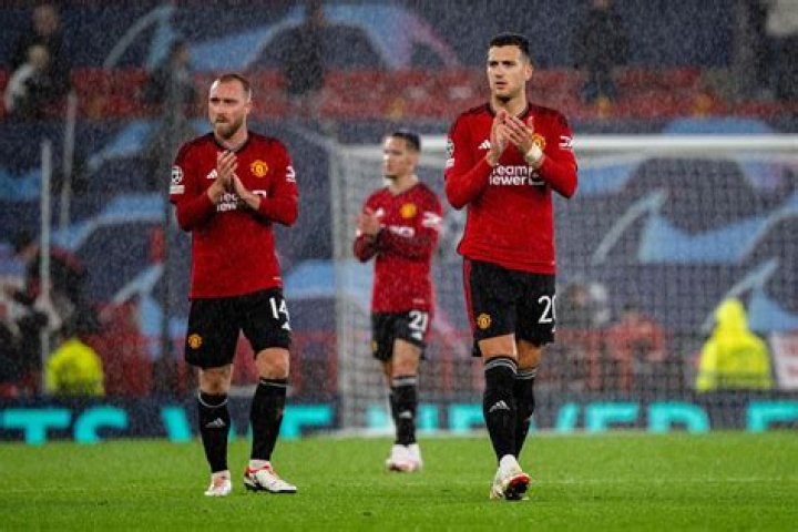 Manchester United takeover: The 12 who will decide on Ratcliffe bid and the voting rules