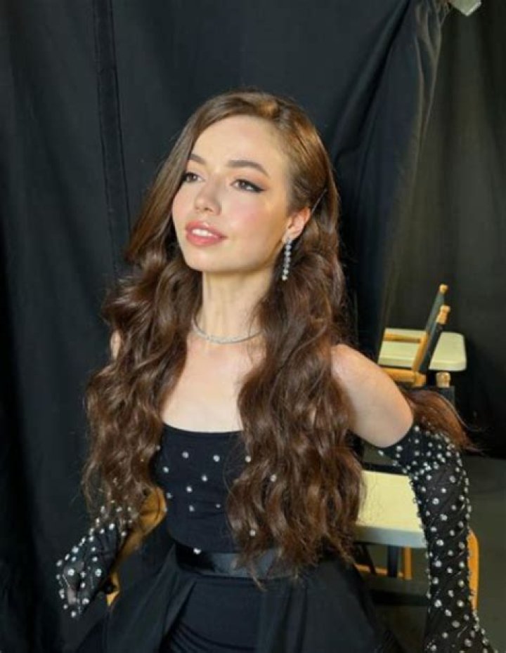 Mara Justine Net Worth