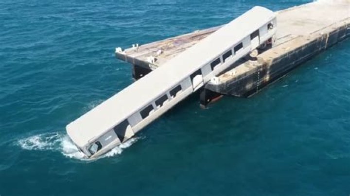 MARTA repurposed railcars deployed into reefs