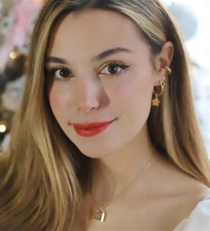 Marzia Bisognin's Hairstyles & Hair Colors