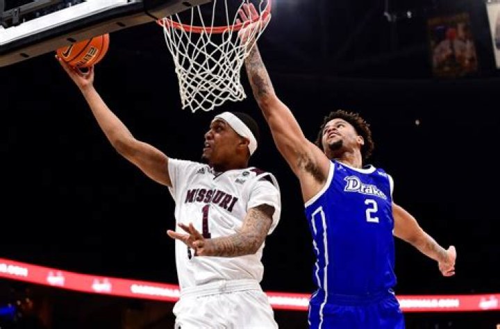 Missouri adds Missouri State transfer Isiaih Mosley