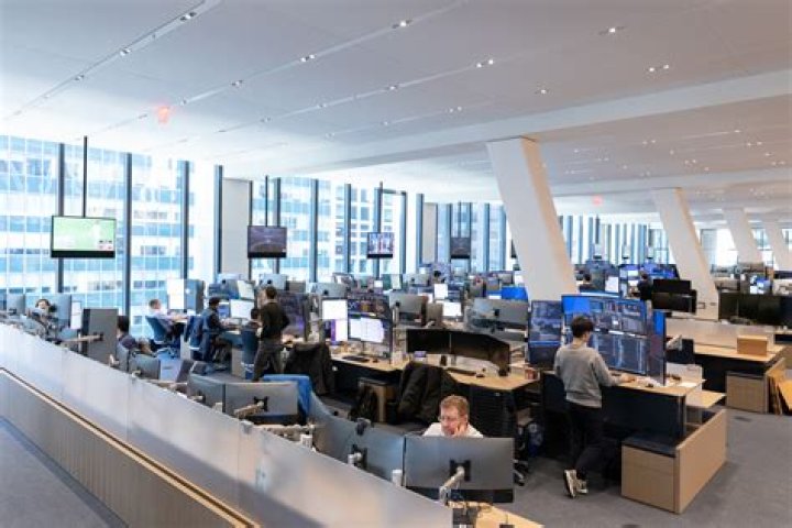 	Netflix to Open Production Hub, Expand Offices in New York City	