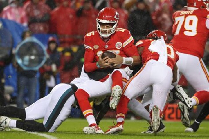 NFL QB EPA rankings: Patrick Mahomes off to career-worst start, Brock Purdy goes Joe Montana