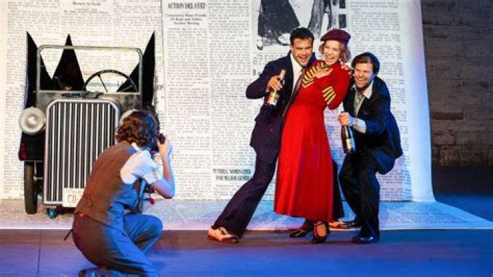 Othello – Intendant Christian Doll siedelt Shakespeare bei den 55. Bad Gandersheimer Domfestspielen zwischen Militär und Musical an