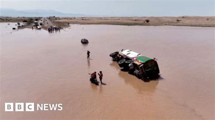 Paper: Governor says at least a dozen dead in Yemen flooding